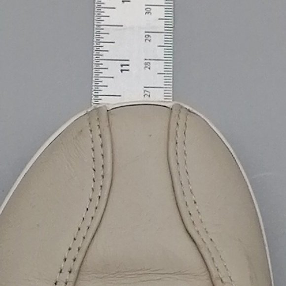 Keds Womens Sneakers Beige Leather Lace Up Walking Shoe Round‎ Toe Flat Heel 6.5 - Picture 6 of 11